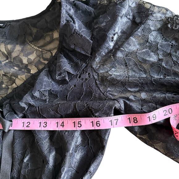 For Love & Lemons Black Floral Lace Puff Sleeve Crop Top Size Small - Picture 8 of 10